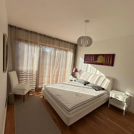 Cozy In Kadriorg Park Appartement *