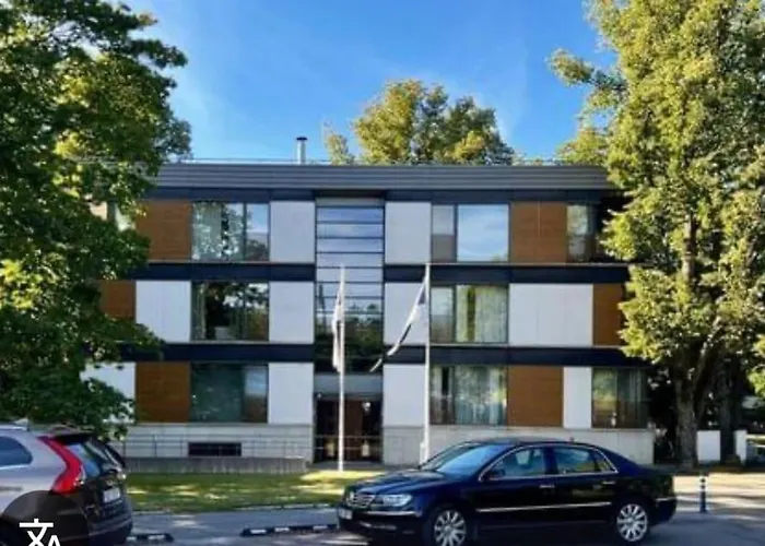 Cozy In Kadriorg Park Apartment Tallinn